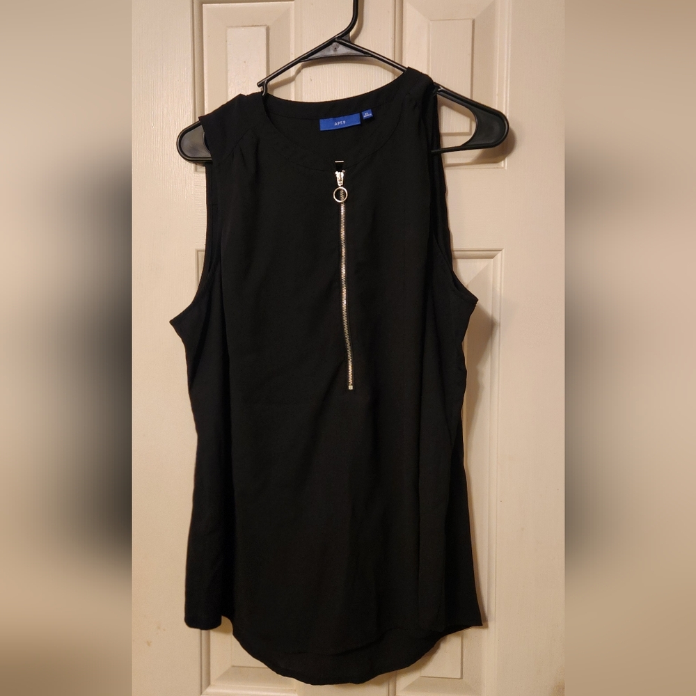 Apt. 9 Black Tank Top with Zipper